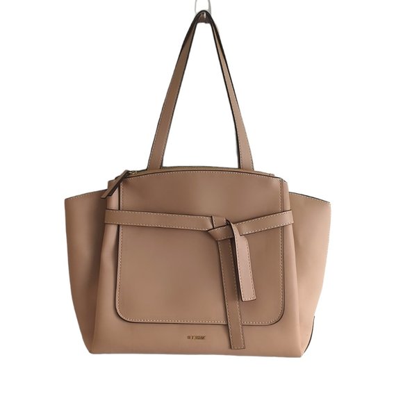 Nine West Handbags - Nine West Faux Leather Tote